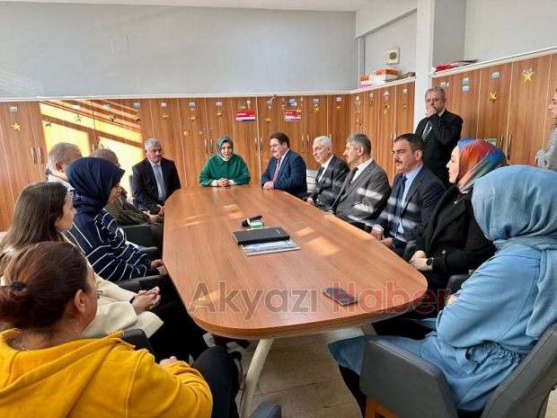 Eyyup Genç Fen Lisesi’ni ziyaret ettiler
