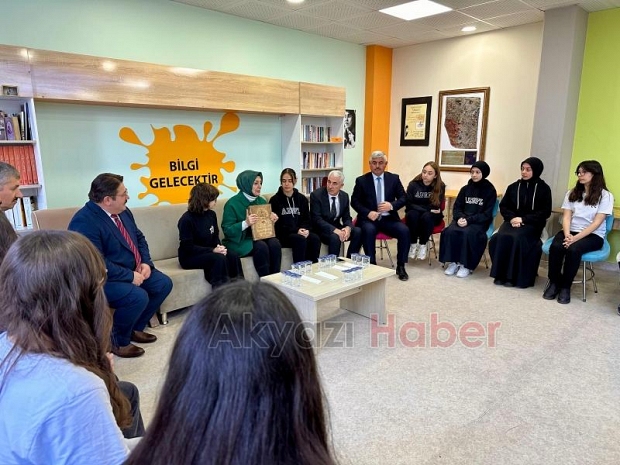 Eyyup Genç Fen Lisesi’ni ziyaret ettiler