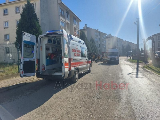 Motosiklet ile bisiklet çarpıştı: 2 yaralı