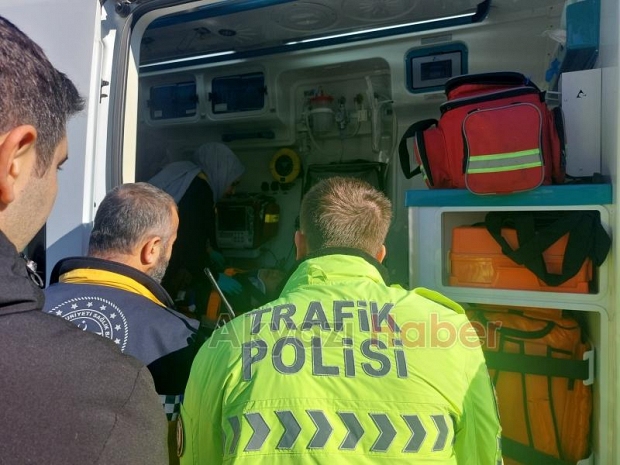 Motosiklet ile bisiklet çarpıştı: 2 yaralı