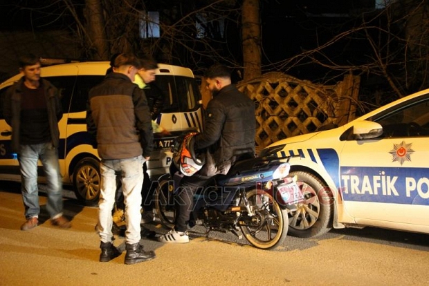 Akyazı Emniyeti, Motosikletli Sürücülere Göz Açtırmıyor