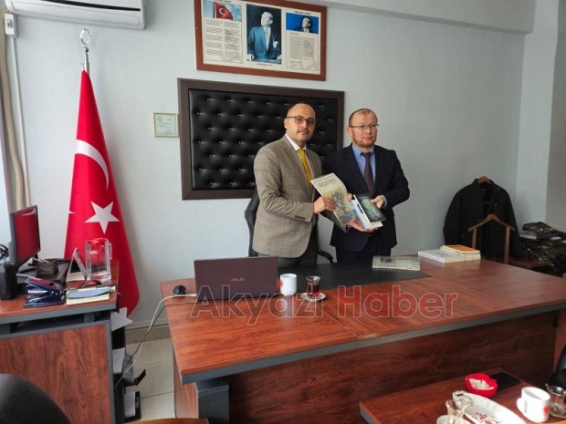 Çilimli Müftüsü Akyazı Anadolu İmam Hatip Lisesi’ni ziyaret etti