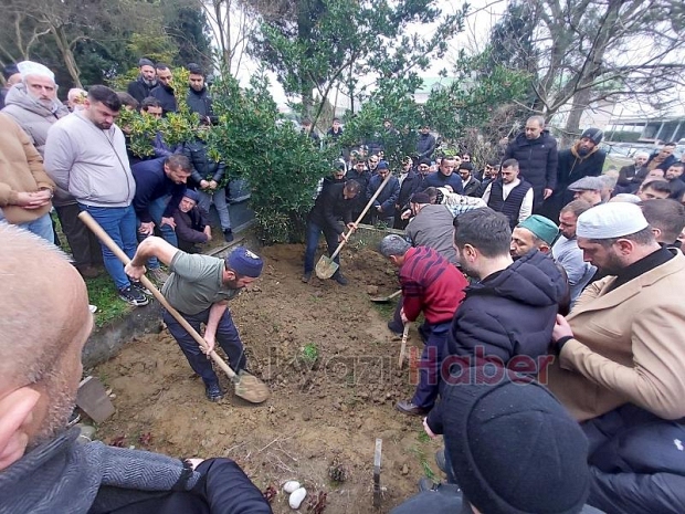 Kurra Hafız Bülent Akgün Defnedildi