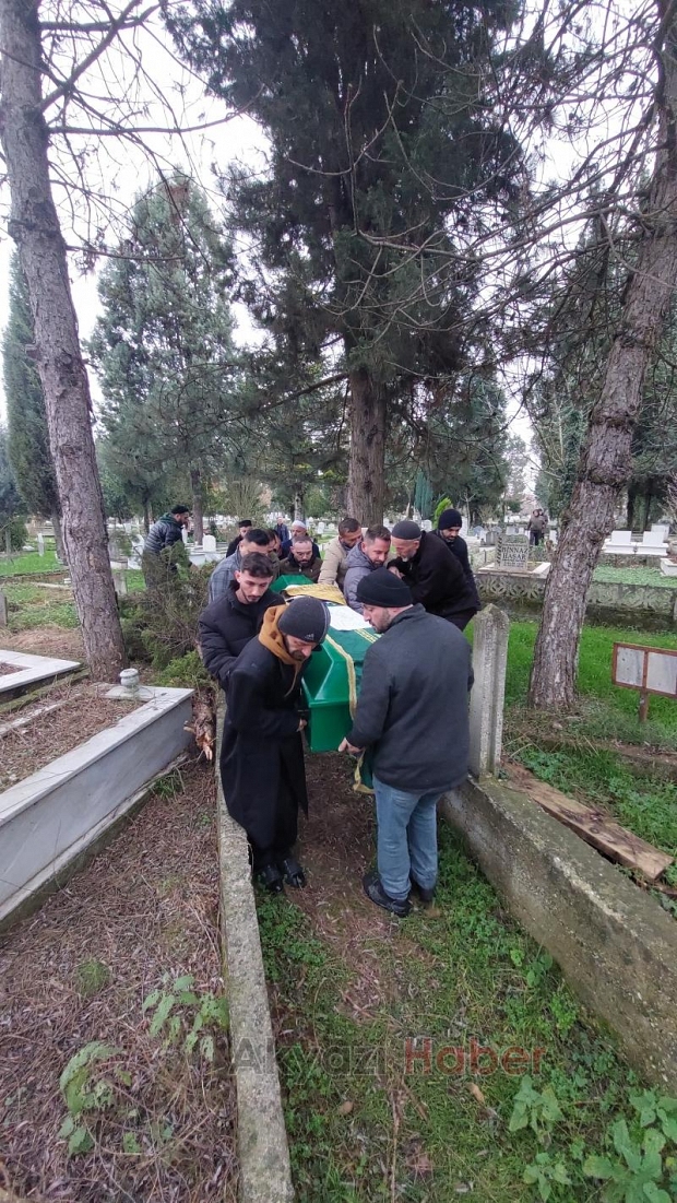 Kurra Hafız Bülent Akgün Defnedildi