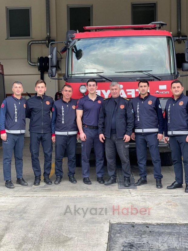 Akyazı itfaiyesi'ne veda: Taner Esin emekli oldu