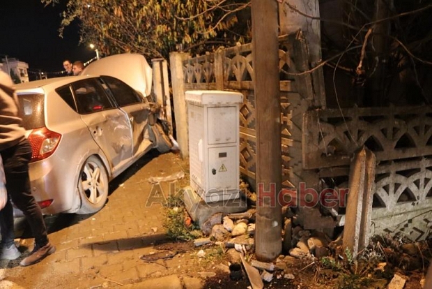 Caddede zincirleme kaza 3 yaralı
