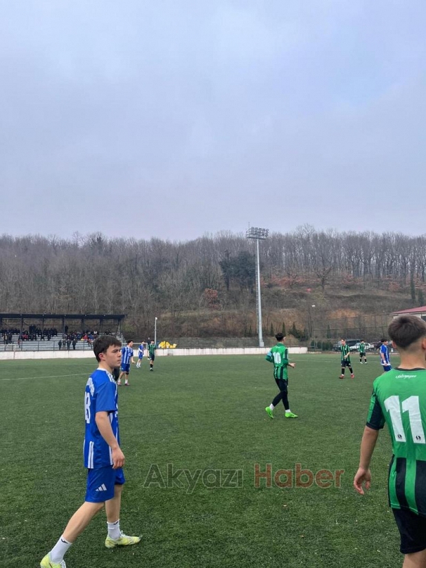 As Kuzulukspor Sakaryaspor U16 Takımını ağırladı