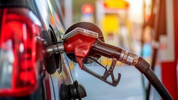 Benzin ve motorine büyük zam geliyor