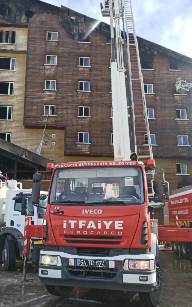 Sakarya itfaiyesi facianın yaşandığı otelde