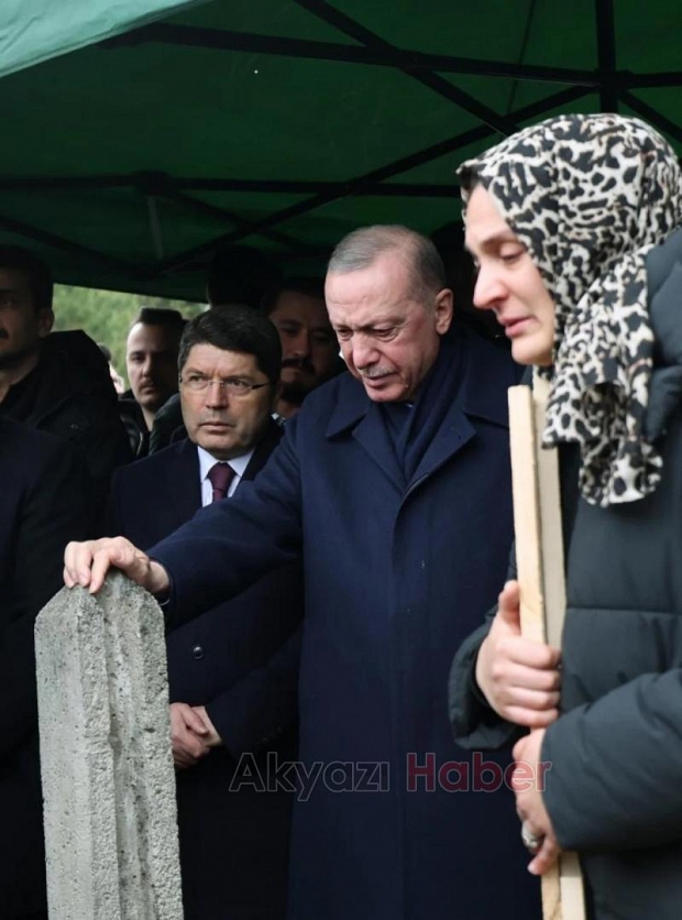 Bolu'da cenaze törenine katılan Cumhurbaşkanı Erdoğan gözyaşlarına boğuldu