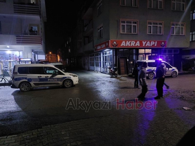 Akyazıda yabancı uyrukluların kavgasına polis müdahale etti