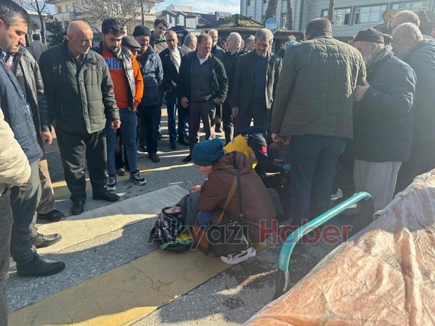 Yaya geçidinde çarpıştılar 1 yaralı