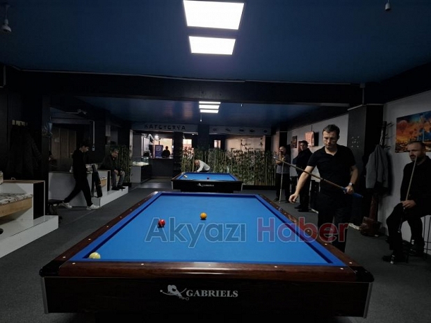 Sakarya Bilardo Şampiyonası Akyazı Bilardo Salonunda Başladı