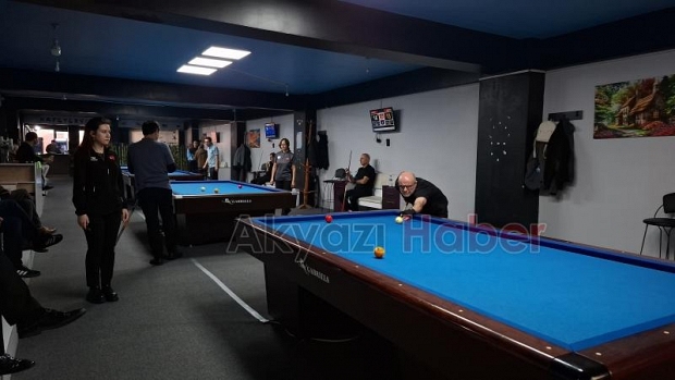 Sakarya Bilardo Şampiyonası Akyazı Bilardo Salonunda Başladı