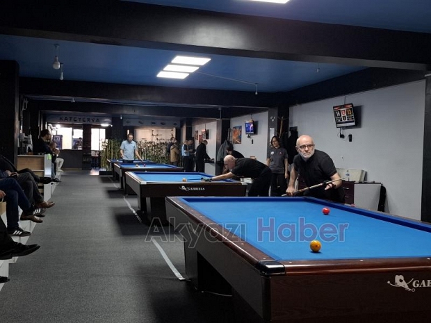 Sakarya Bilardo Şampiyonası Akyazı Bilardo Salonunda Başladı