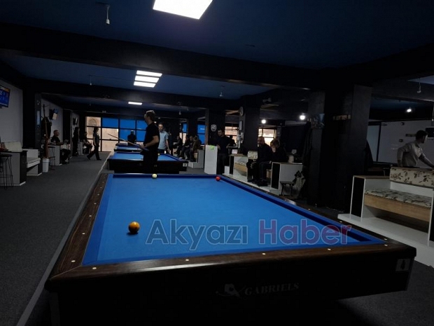 Sakarya Bilardo Şampiyonası Akyazı Bilardo Salonunda Başladı