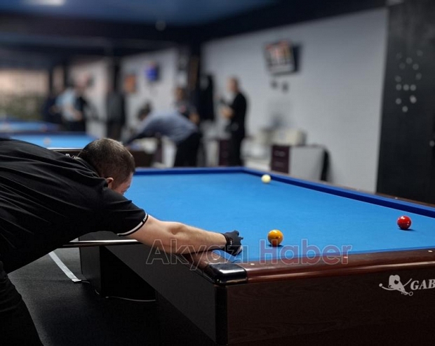 Sakarya Bilardo Şampiyonası Akyazı Bilardo Salonunda Başladı