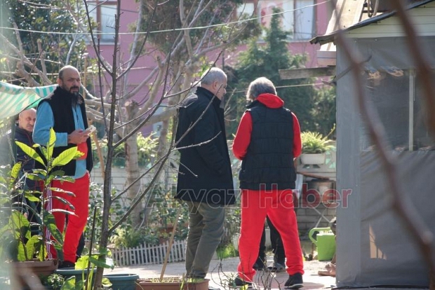Yaşlı kadın evinde ölü bulundu