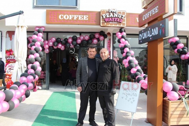 Akyazı’nın İlk Wafflecısı PWB Peanut Waffle Yepyeni Konseptiyle Hizmetinizde!