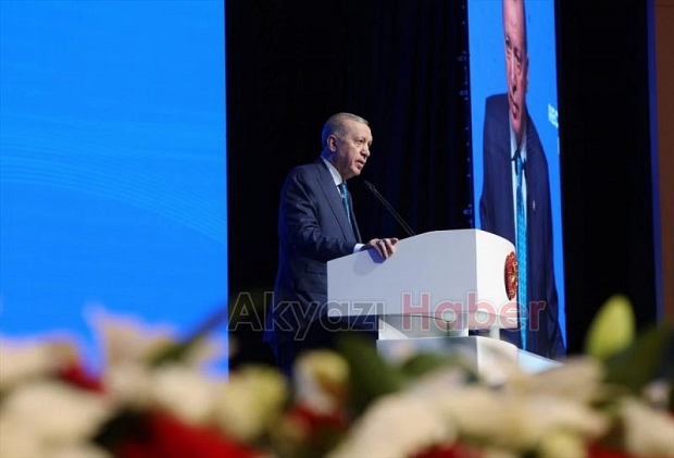 Cumhurbaşkanı Erdoğan, gençlere seslendi: Kötü alışkanlıklardan uzak durun