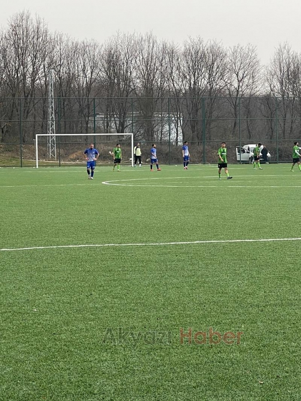 Karapürçekspor ligde kalmayı başardı