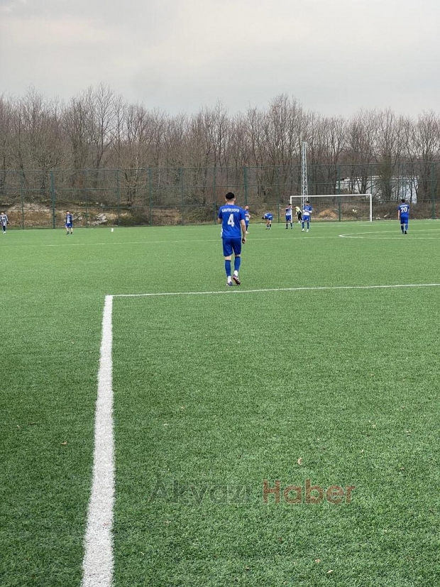 Karapürçekspor ligde kalmayı başardı