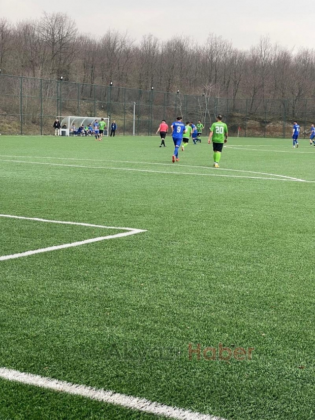 Karapürçekspor ligde kalmayı başardı