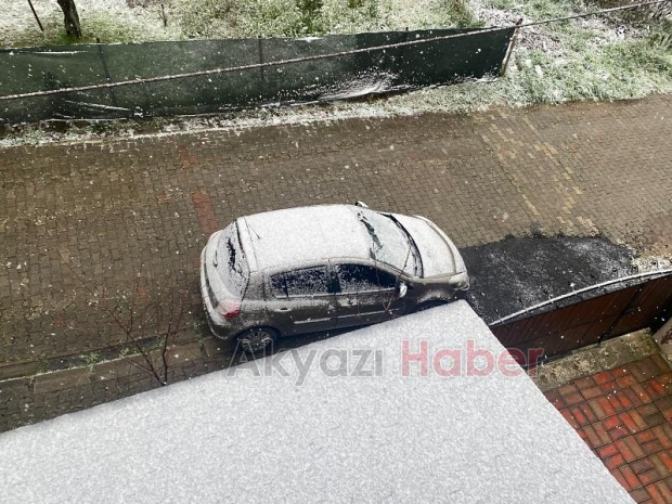 Sakarya'da kar yağışı kendisini gösterdi