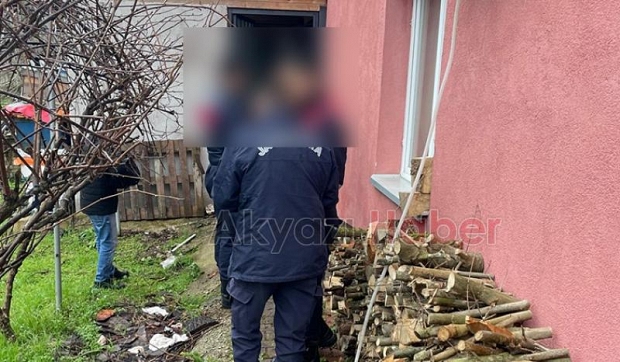 Akyazıda hırsızlık girişimi