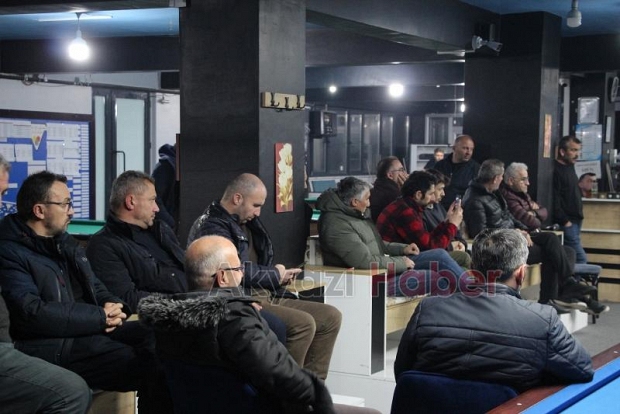 Sakarya İl Üç Bant Turnuvası Akyazı Bilardo Spor Salonu'nda gerçekleştirildi. 