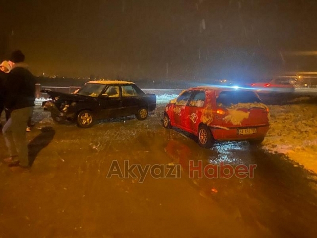 Kar yağdı kazalar peş peşe geldi! 