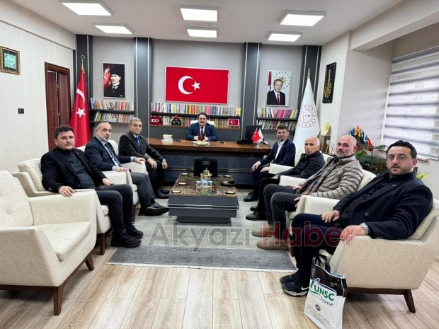 Akyazılı iş insanlarından ÖSEL projesi için Milli Eğitim Müdürü'ne ziyaret