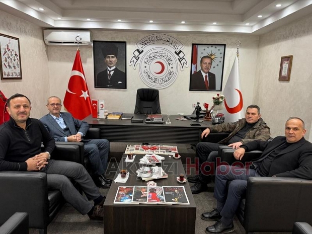 Akyazı Kızılay'a hayırlı olsun ziyaretleri