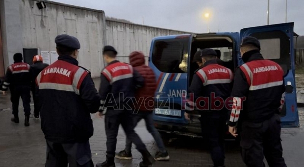 Kablo hırsızı 4 kişi yakalandı