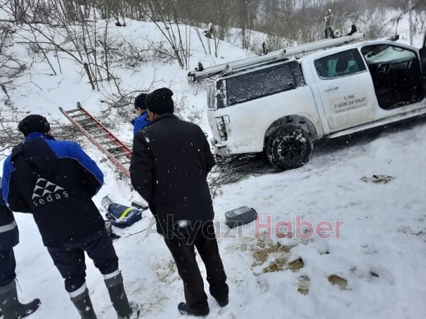 Çatalkaya-Boztepe yolunda araçlar karda kaydı