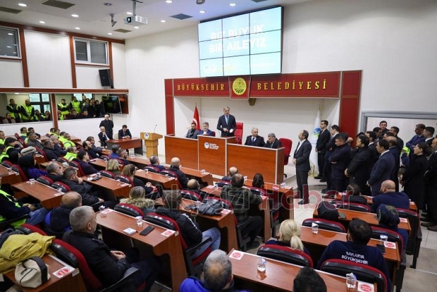 Büyükşehir ve SASKİ’de sözleşme sevinci