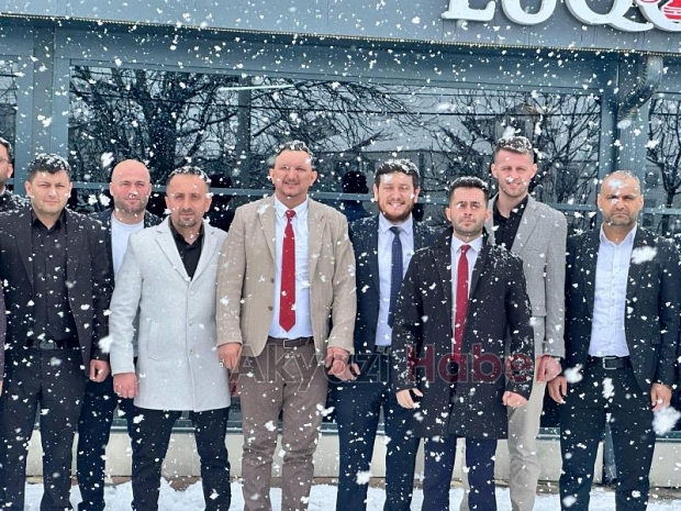 Anahtar Parti, Akyazı'da teşkilatı tanıttı