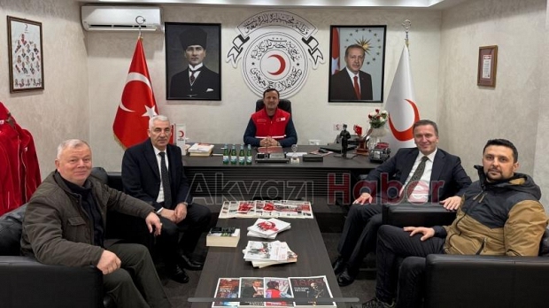Akyazı Kızılay'a hayırlı olsun ziyaretleri sürüyor