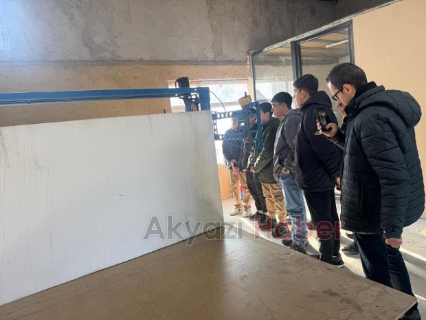 Öğrenciler Sanayi İle Tanıştı: ÖSEL Projesi Kapsamında Unutulmaz Ziyaretler