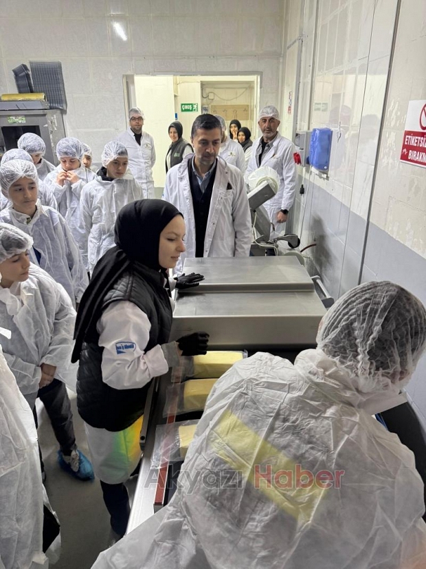 Öğrenciler Sanayi İle Tanıştı: ÖSEL Projesi Kapsamında Unutulmaz Ziyaretler