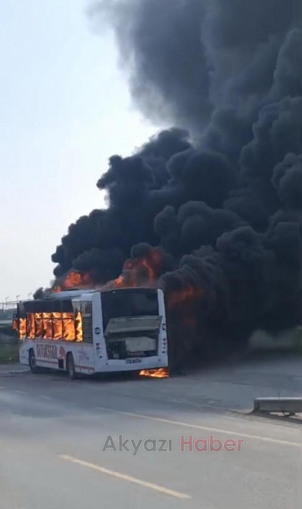 Belediye otobüsü alevlere teslim oldu