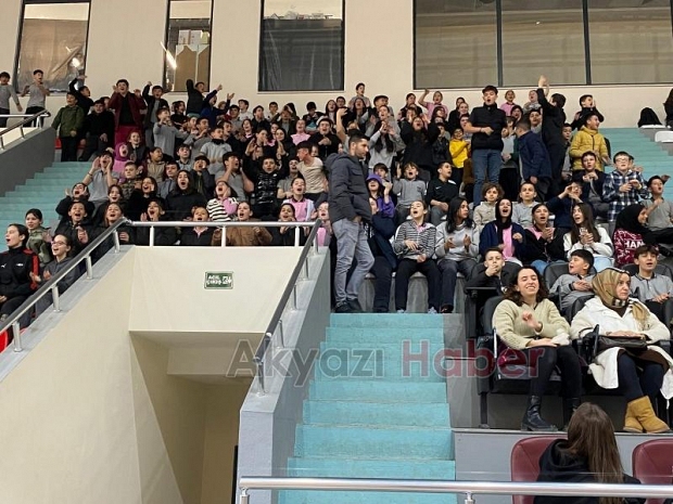Okul Sporları 2. Küme Futsal Müsabakaları nefesleri kesti