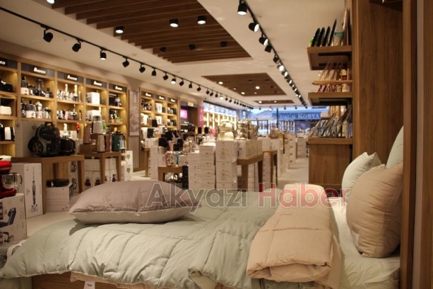 Karaca Home Akyazı’da Kapılarını Açtı! Büyük Açılışa Özel Fırsatları Kaçırmayın!