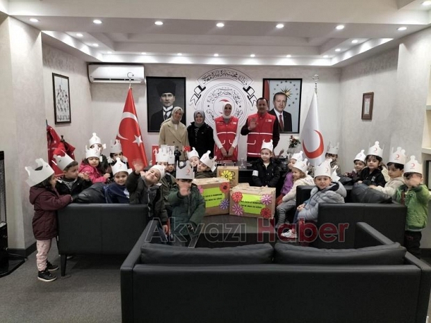  Konuralp Anadolu öğrencileri Kızılay’ı ziyaret etti 