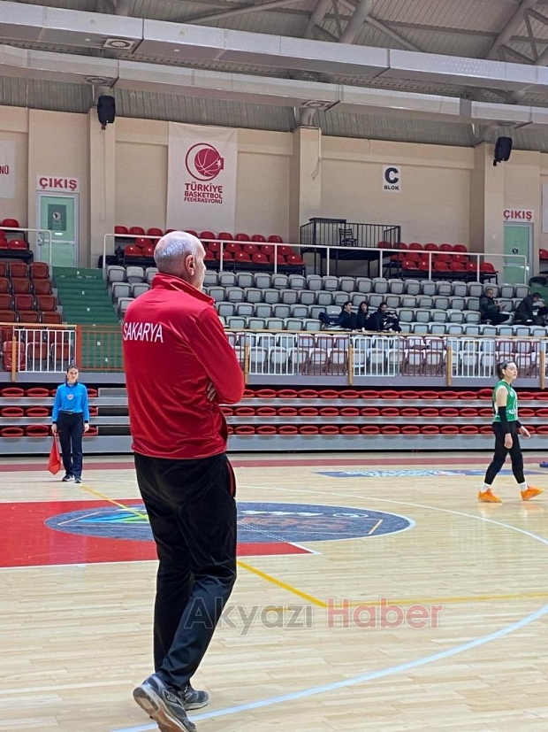 Alaağaçspor Kadın Voleybol Takımı final maçlarına hazırlanıyor