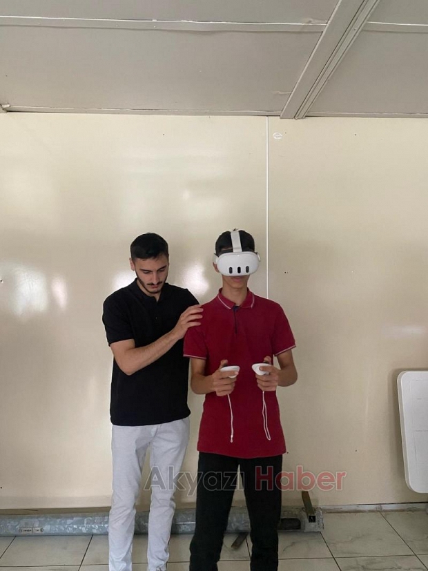 Lise öğrencilerine metaverse ve yapay zeka semineri