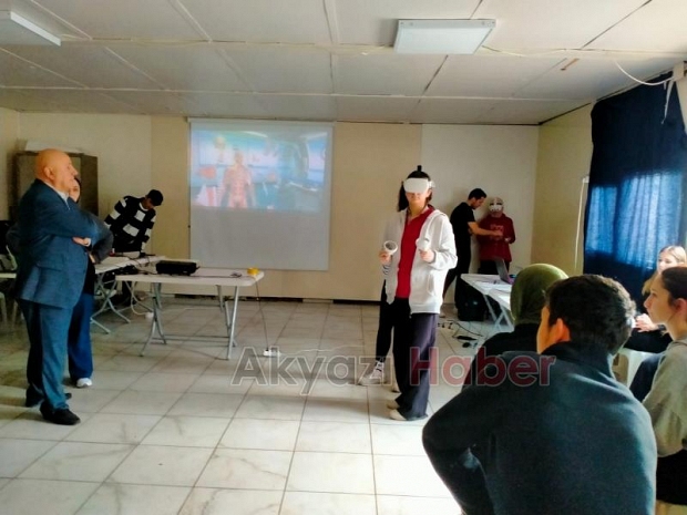Lise öğrencilerine metaverse ve yapay zeka semineri