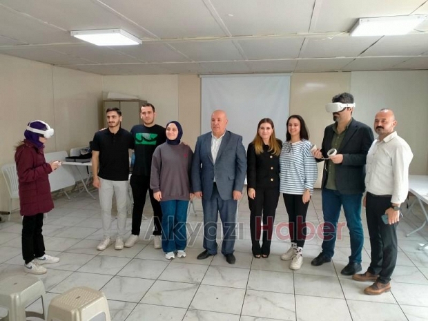 Lise öğrencilerine metaverse ve yapay zeka semineri