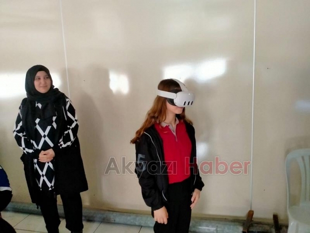 Lise öğrencilerine metaverse ve yapay zeka semineri