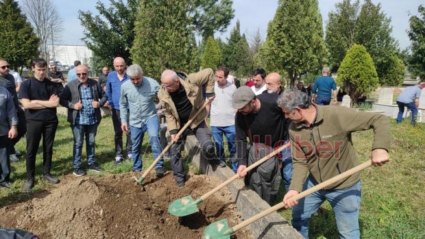 Kalp Krizi Nedeniyle Hayatını Kaybeden Baba, Sevenleriyle Son Kez Buluştu